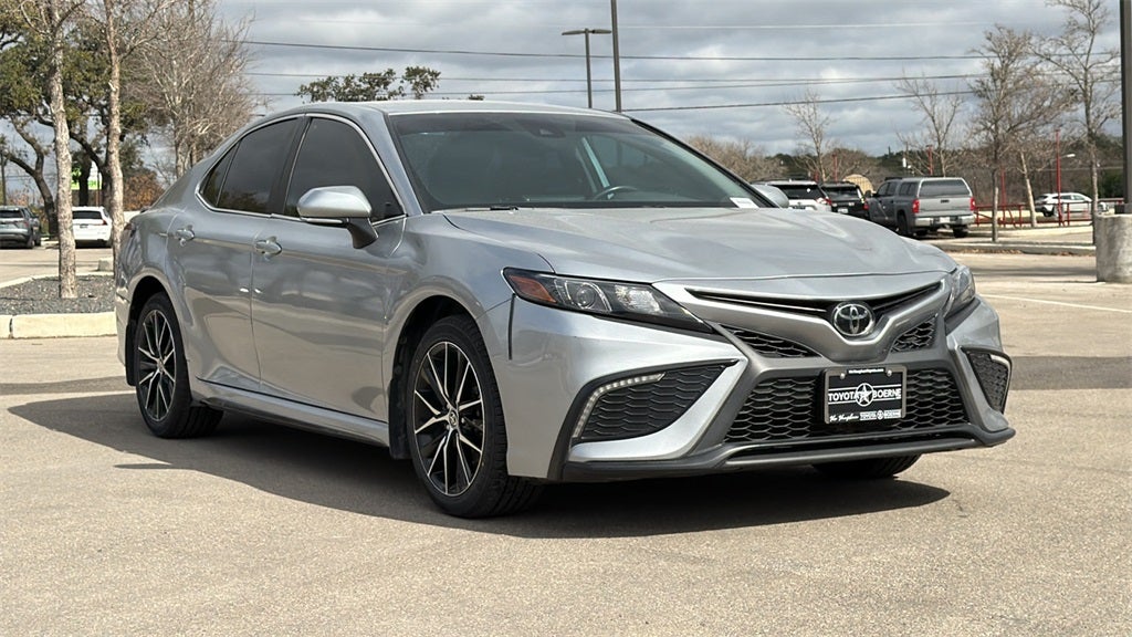 2024 Toyota Camry SE