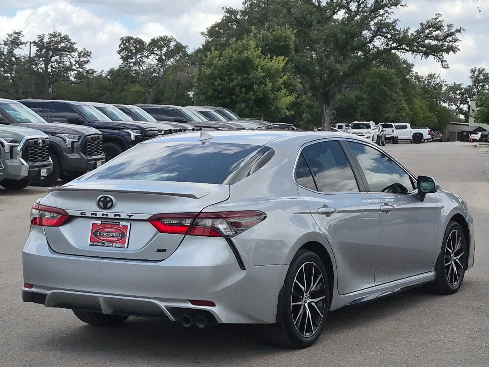 2024 Toyota Camry SE