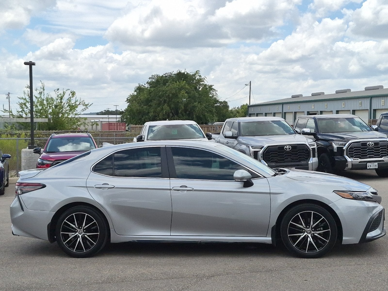 2024 Toyota Camry SE