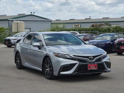 2024 Toyota Camry SE