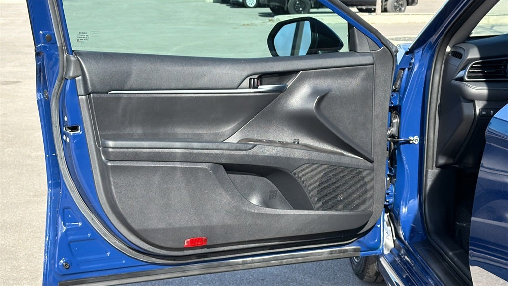 2023 Toyota Camry Hybrid SE