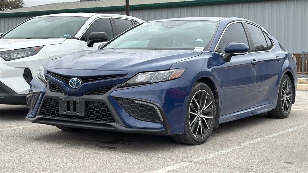 2023 Toyota Camry Hybrid SE