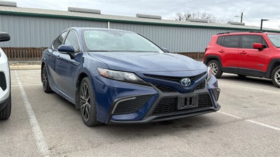 2023 Toyota Camry Hybrid SE