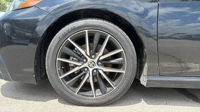 2021 Toyota Camry Hybrid SE