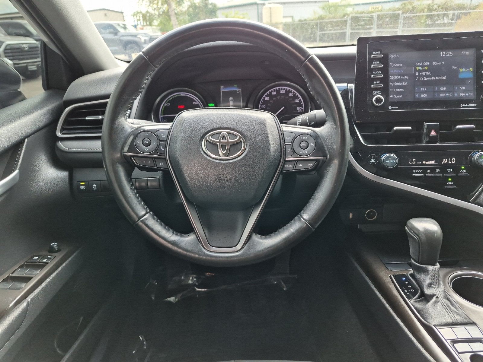 2024 Toyota Camry Hybrid SE