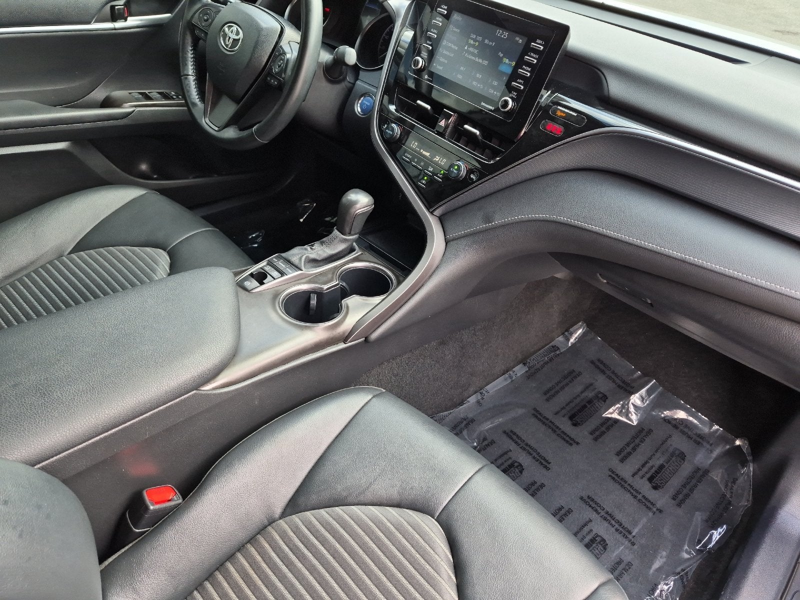 2024 Toyota Camry Hybrid SE