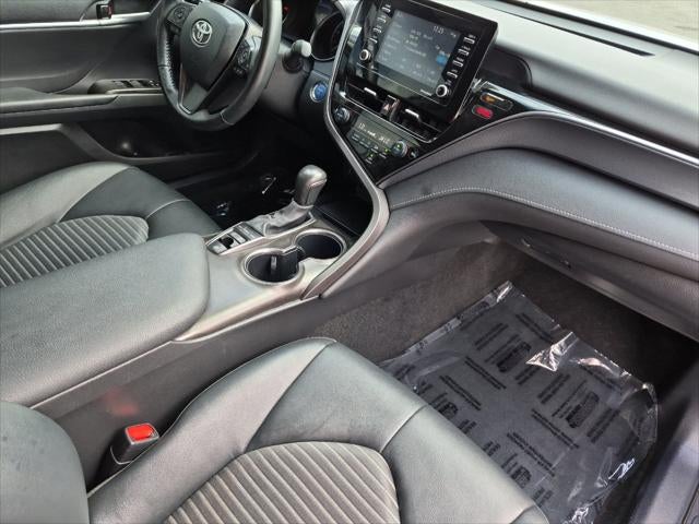 2024 Toyota Camry Hybrid SE