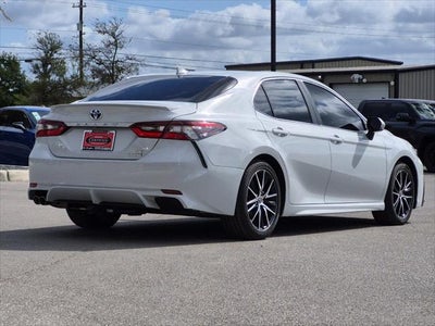 2024 Toyota Camry Hybrid SE