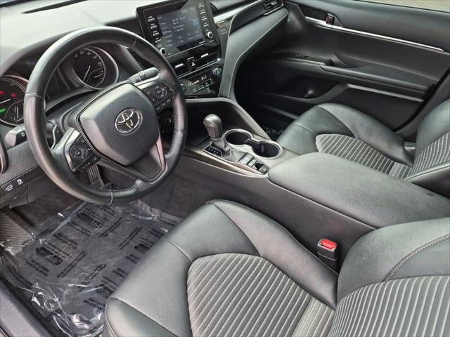 2024 Toyota Camry Hybrid SE