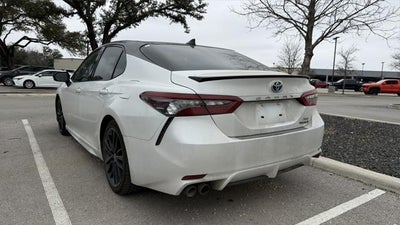 2022 Toyota Camry Hybrid XSE