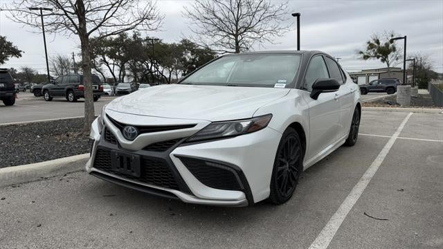 2022 Toyota Camry Hybrid XSE