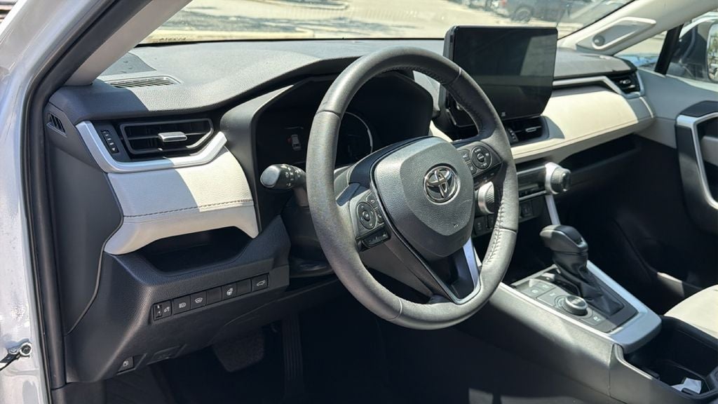 2023 Toyota RAV4 Hybrid XLE Premium
