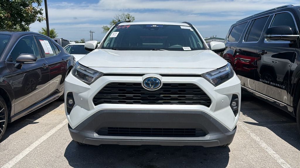 2023 Toyota RAV4 Hybrid XLE Premium