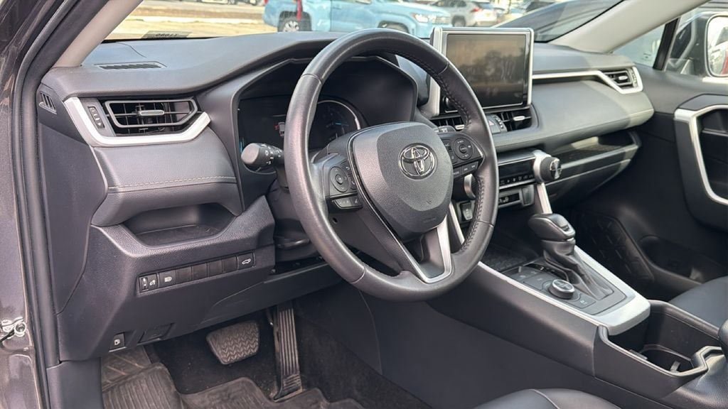 2025 Toyota RAV4 Hybrid XLE Premium