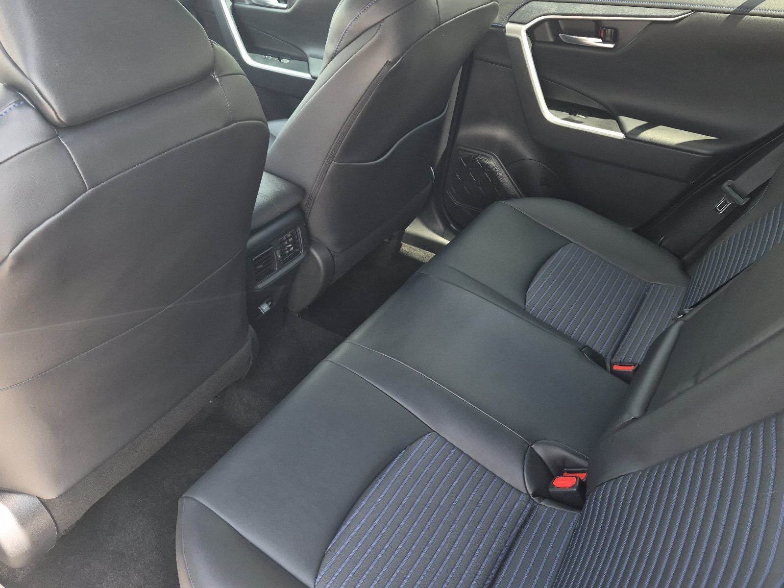 2024 Toyota RAV4 XSE