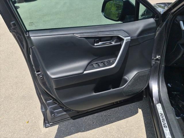 2024 Toyota RAV4 XSE