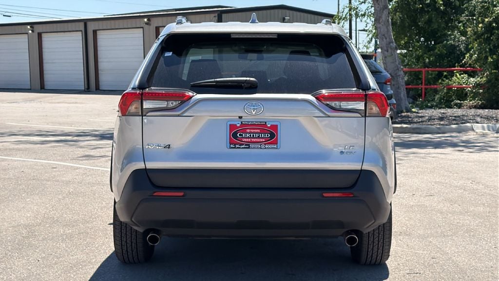 2025 Toyota RAV4 Hybrid LE