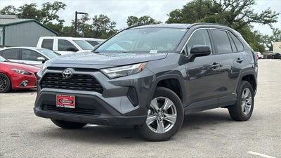 2025 Toyota RAV4 Hybrid LE