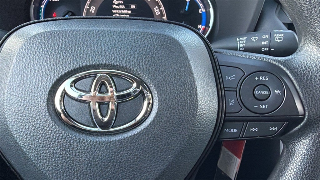 2025 Toyota RAV4 Hybrid LE