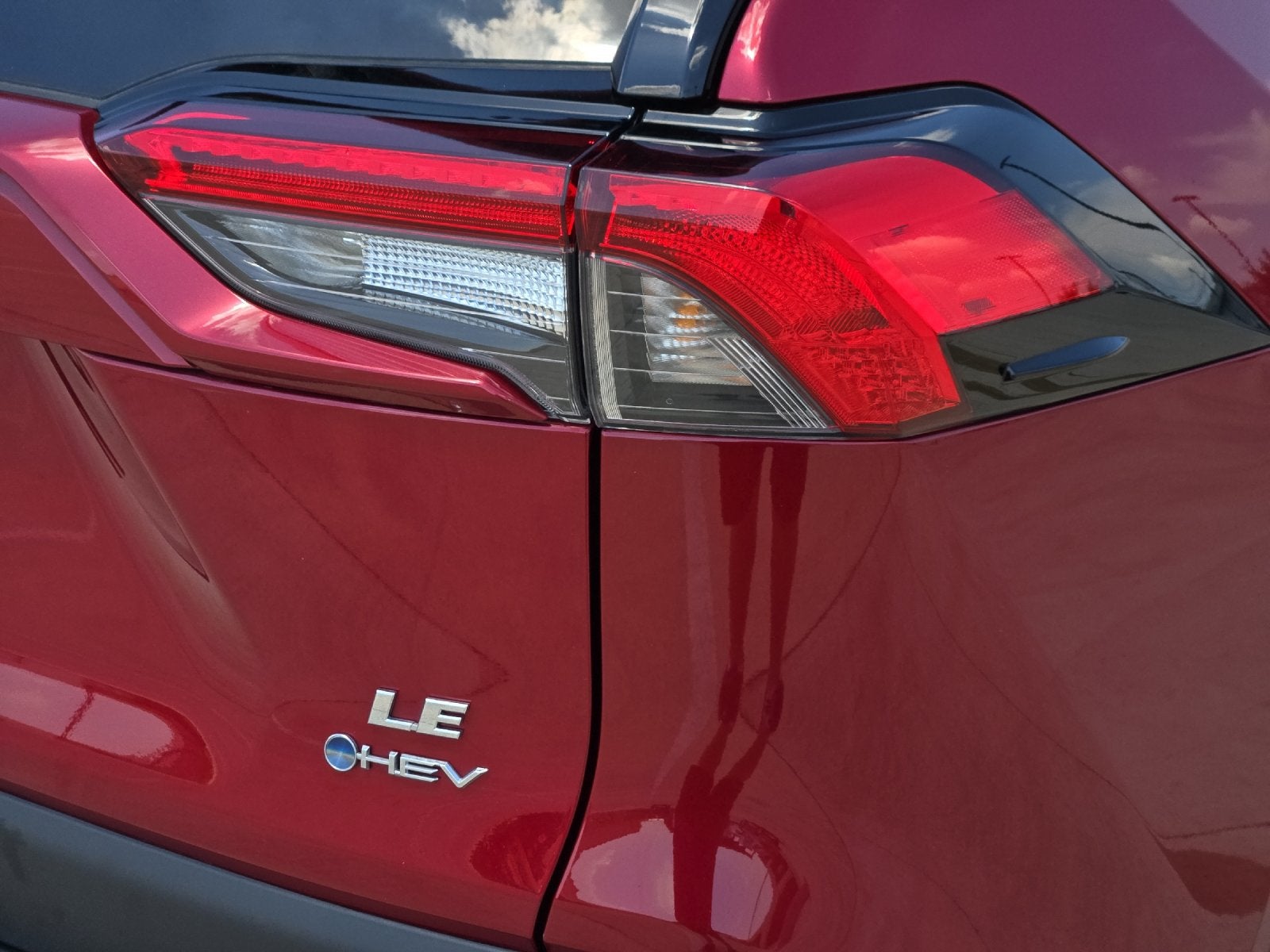 2025 Toyota RAV4 Hybrid LE