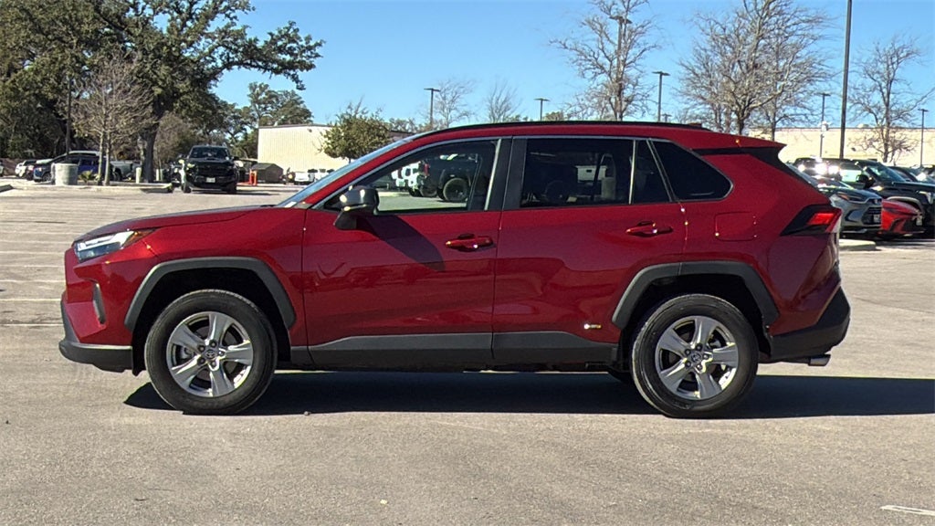 2025 Toyota RAV4 Hybrid LE