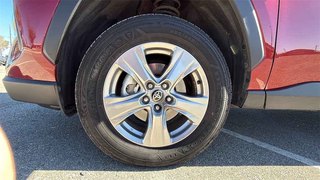 2025 Toyota RAV4 Hybrid LE