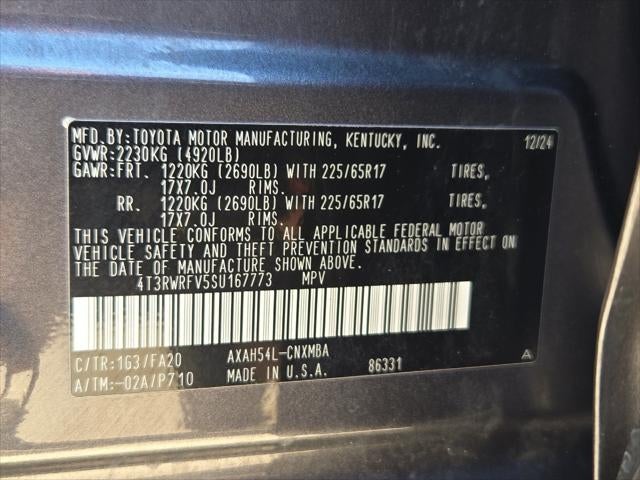 2025 Toyota RAV4 XLE