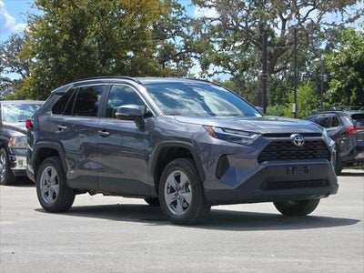 2025 Toyota RAV4 Hybrid XLE