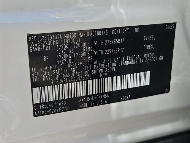 2025 Toyota RAV4 XLE