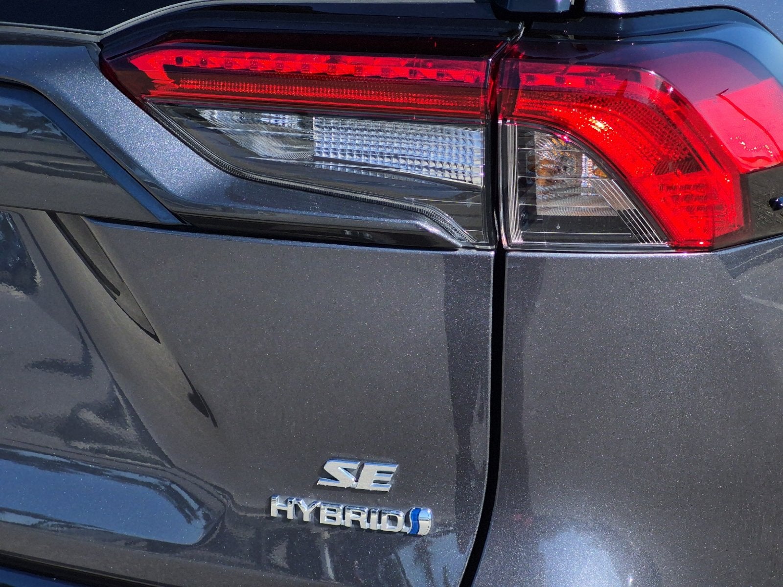 2024 Toyota RAV4 Hybrid SE