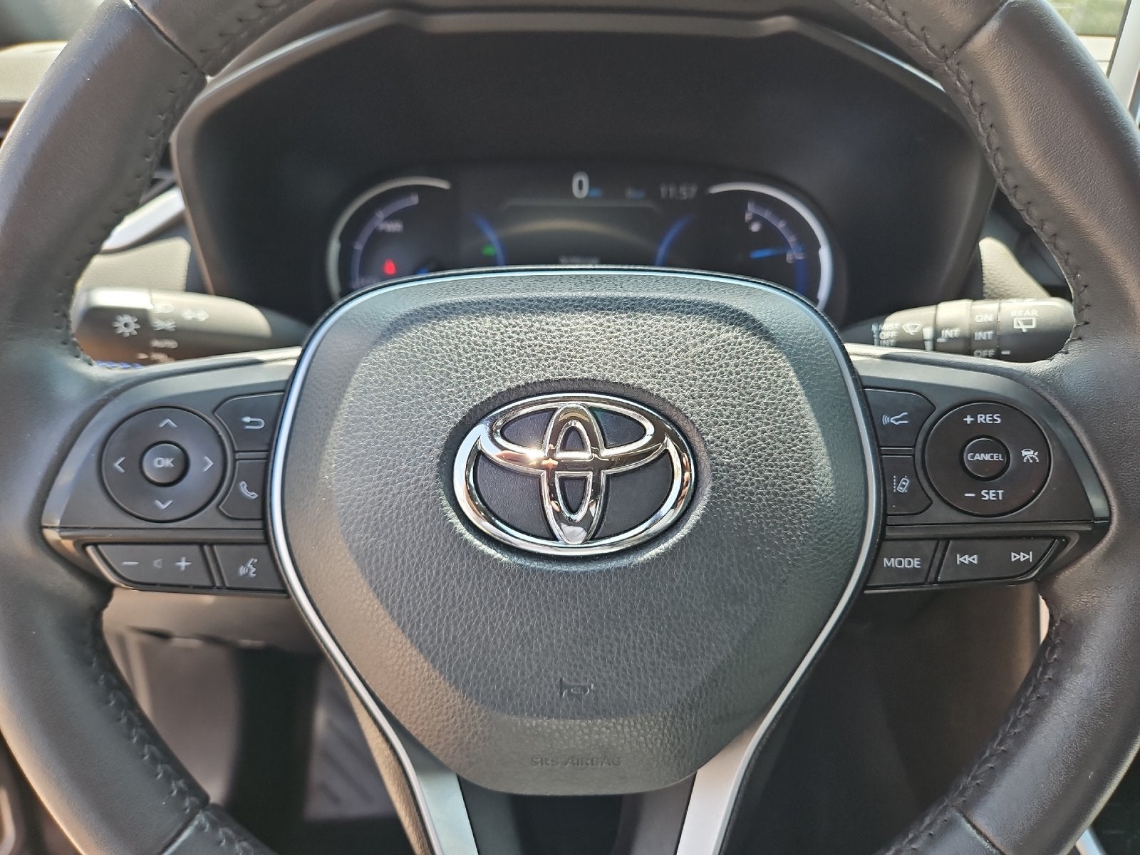 2023 Toyota RAV4 SE