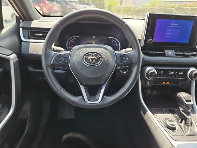 2023 Toyota RAV4 SE