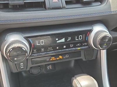 2023 Toyota RAV4 SE