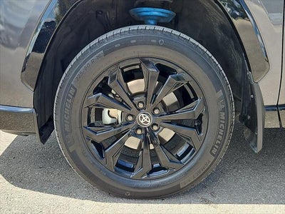 2023 Toyota RAV4 SE