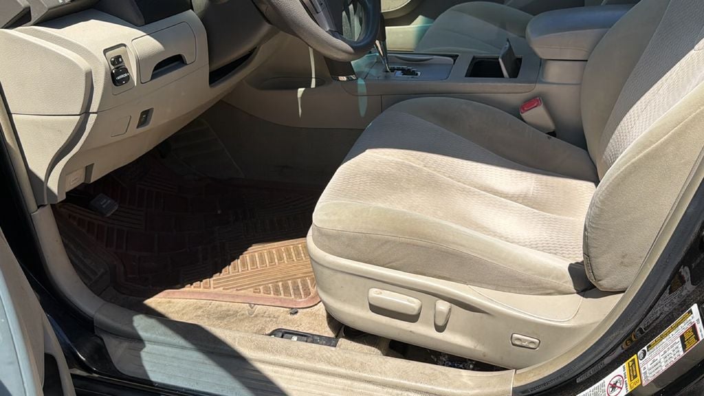 2010 Toyota Camry LE