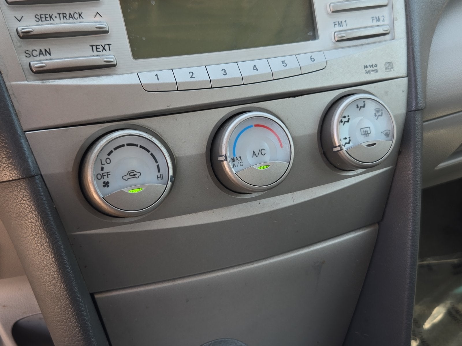 2010 Toyota Camry LE