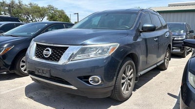 2015 Nissan Pathfinder SV
