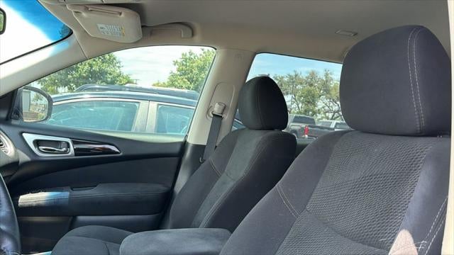 2015 Nissan Pathfinder SV