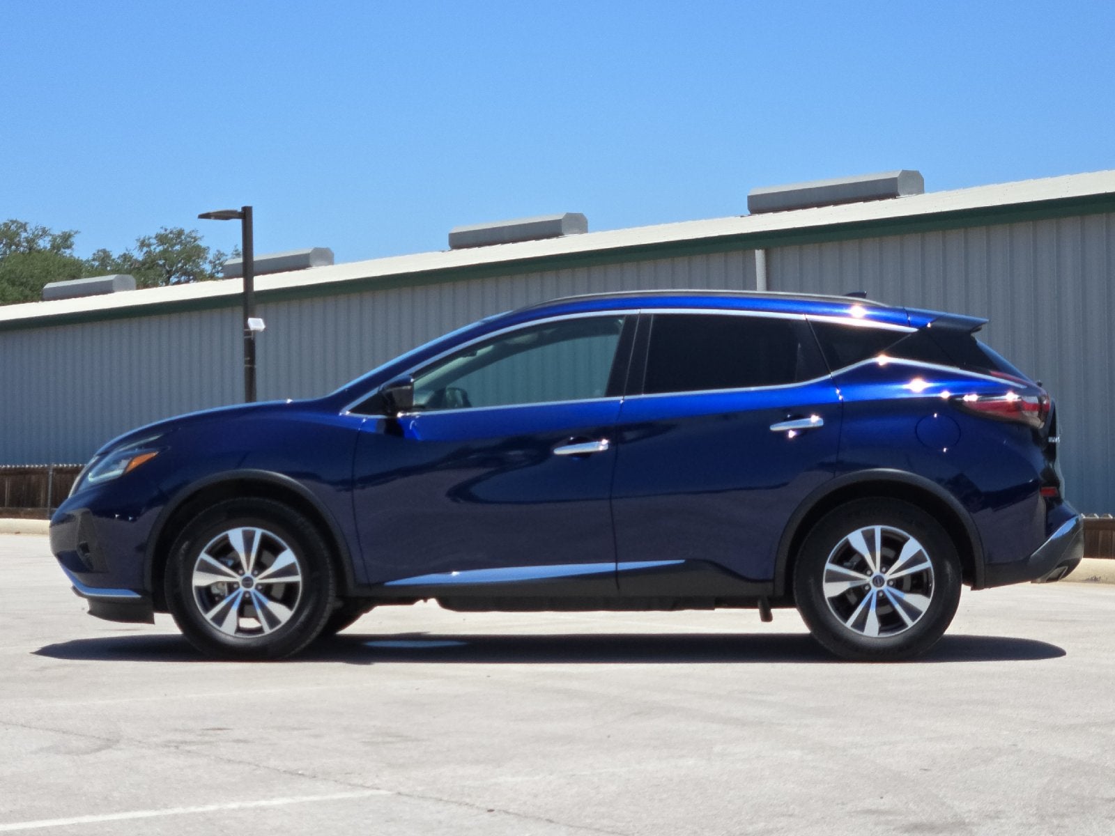 2023 Nissan Murano SV