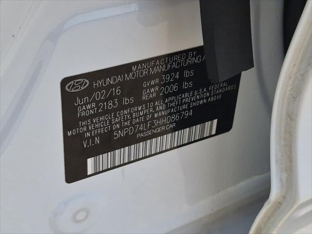 2017 Hyundai Elantra SE