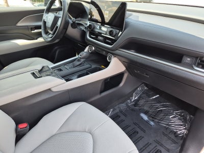 2026 Toyota Highlander XLE