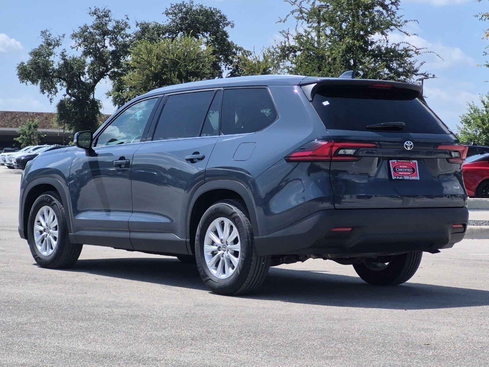 2026 Toyota Highlander XLE