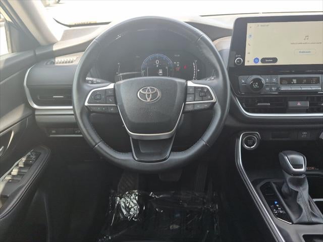 2025 Toyota Highlander XLE