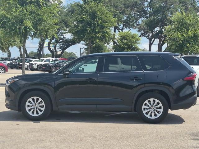 2025 Toyota Highlander XLE