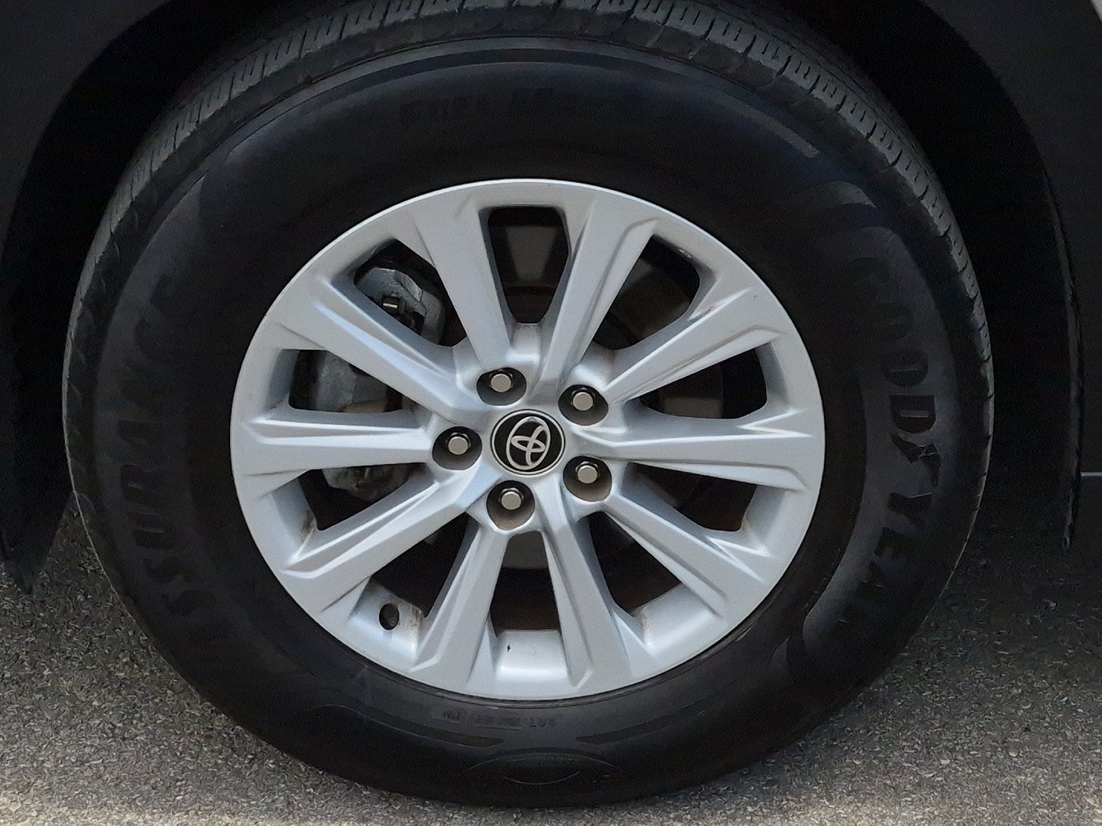 2025 Toyota Highlander XLE