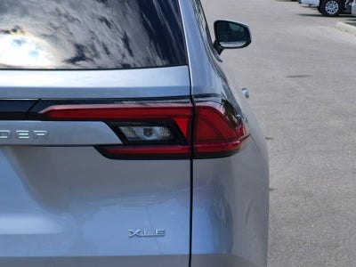 2025 Toyota Highlander XLE