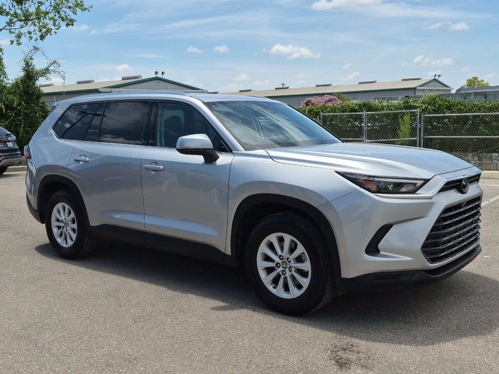 2025 Toyota Highlander XLE
