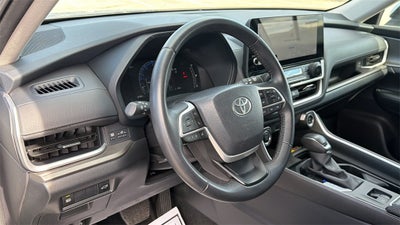 2025 Toyota Grand Highlander XLE