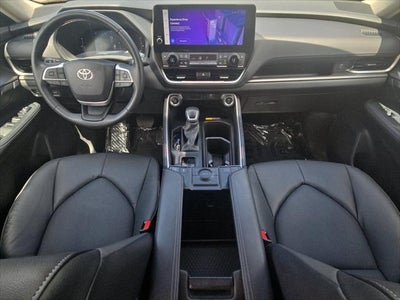 2025 Toyota Highlander XLE