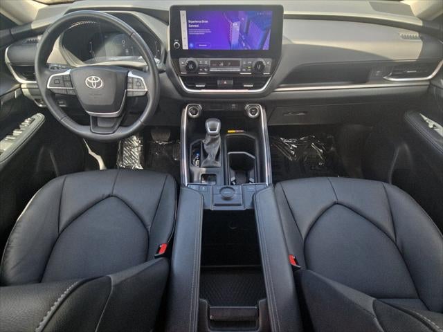 2025 Toyota Highlander XLE